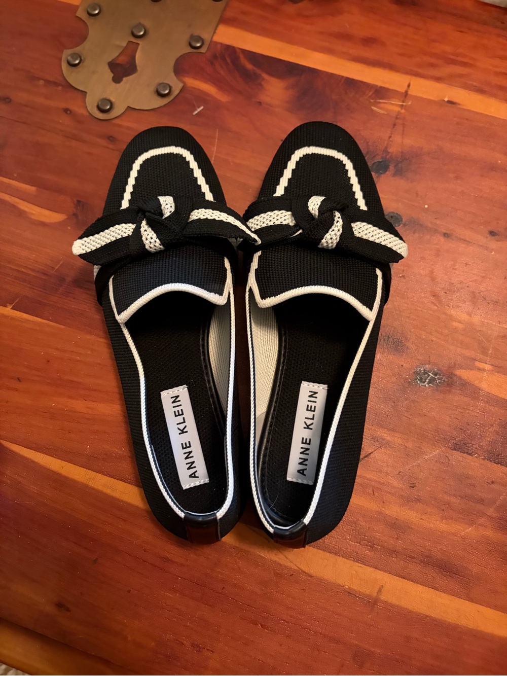 Anne Klein Black and White Knotted Knit Loafers